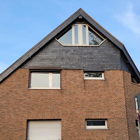 Messezimmer Am Thewissenweg Düsseldorf Kültér fotó