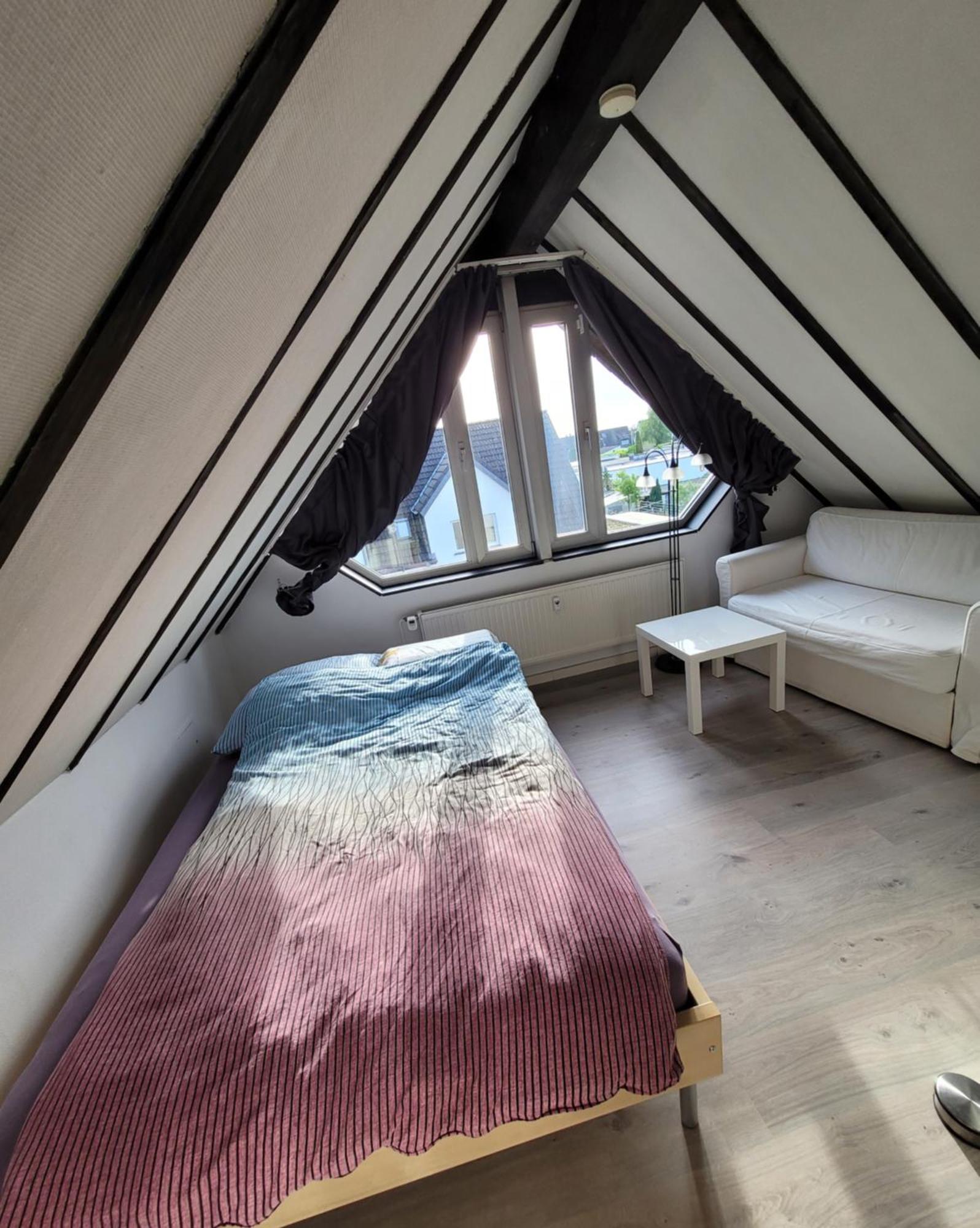 Messezimmer Am Thewissenweg Düsseldorf Kültér fotó