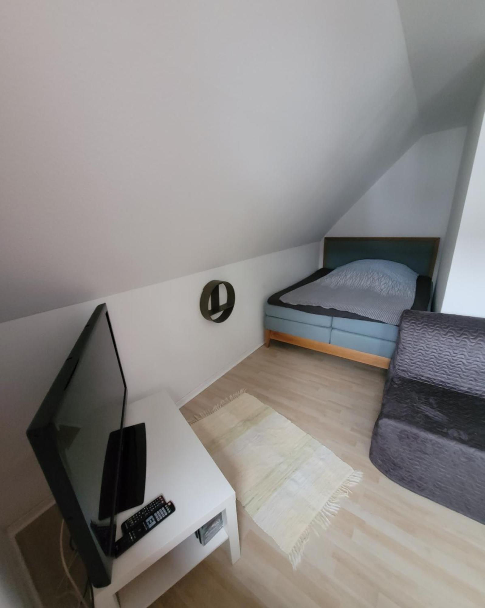 Messezimmer Am Thewissenweg Düsseldorf Szoba fotó